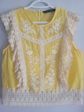 Zara Embroidered Ruffle Boho Sleeveless Top